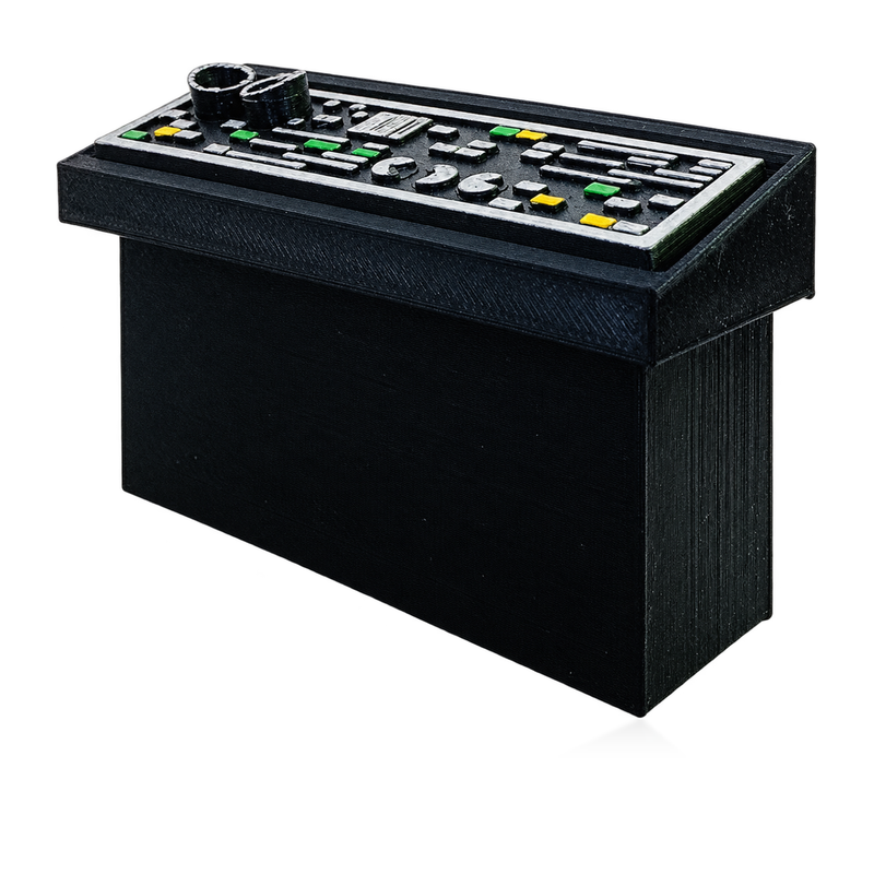 Sci Fi Computer Console 5 1:18 Diorama Kit - studio view