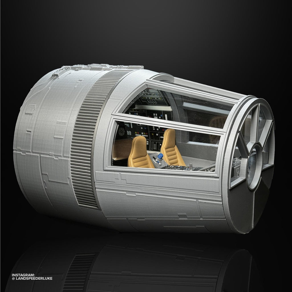 Star Wars Millennium Falcon Cockpit Diorama 1:18 Model Kit - product view 4